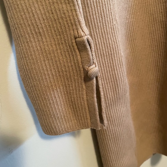 Camel sweater dress with matching covered buttons. Never worn original tags - Picture 2 of 3